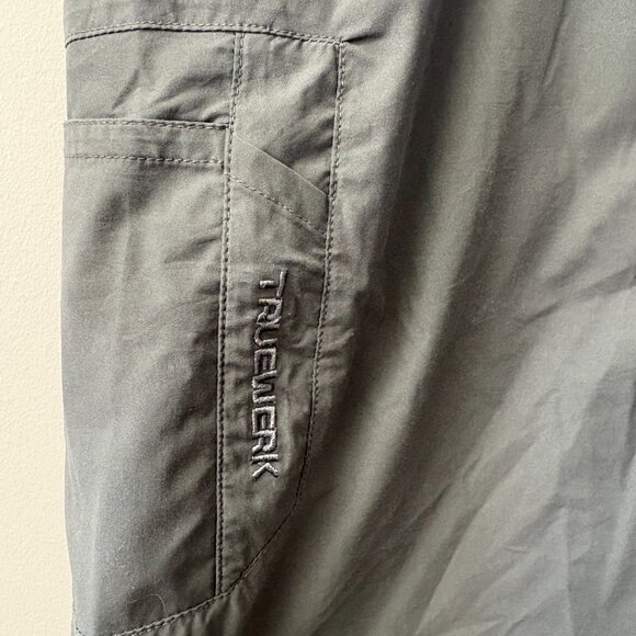 Truewerk Cloud Short - Picture 2 of 4